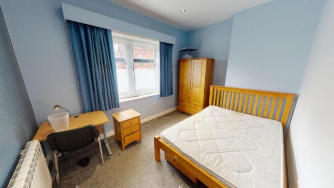 1-Greyhound-Street-08062020_141228