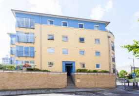 Flat 21, 3 Fonda Court, Premiere Place, London E14 8SD
