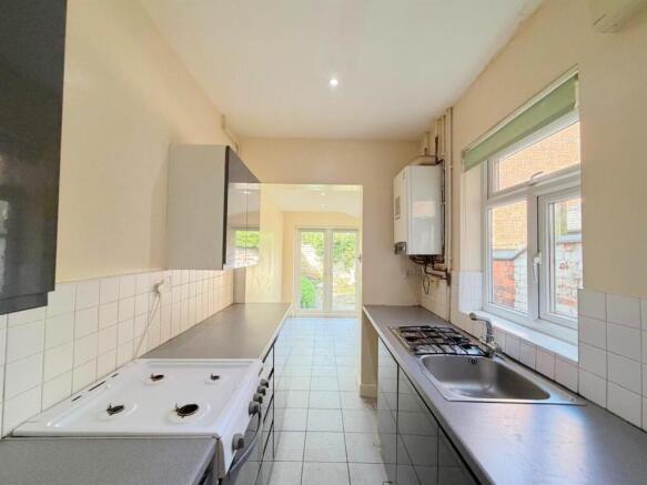 Kitchen / Utility
