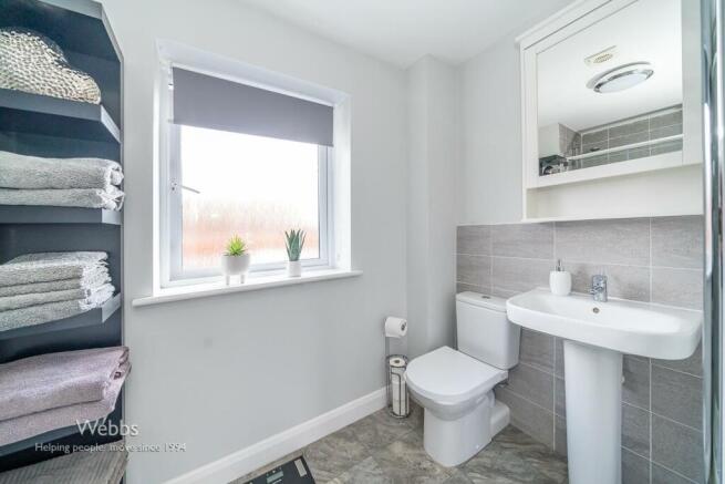 en-suite shower room