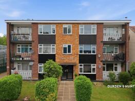 Flat 2, 127 Byron Court, Gordon Road, South Woodford, London E18 1DU