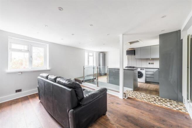 76 Upper Gloucester Road-9.jpg