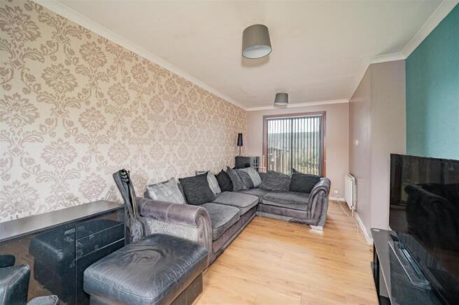 137 Dunholm Road Dundee-6.JPG