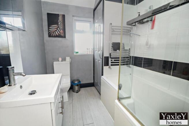 Photo 12