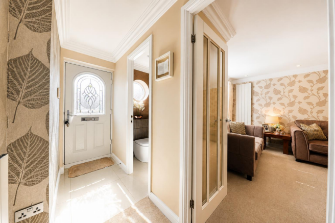 4 bed Detached for sale Image 5