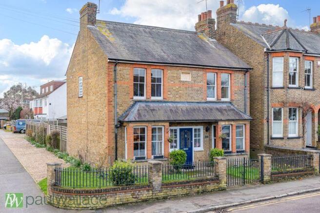 4-bed detached on Balcownie Cottage, Hoddesdon, £699,995