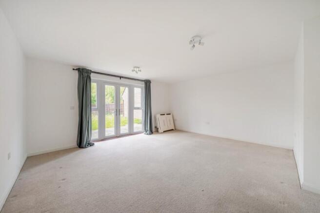 Heron Crescent, Cotgrave, Nottingham, Nottinghamshire, NG12 photo 4