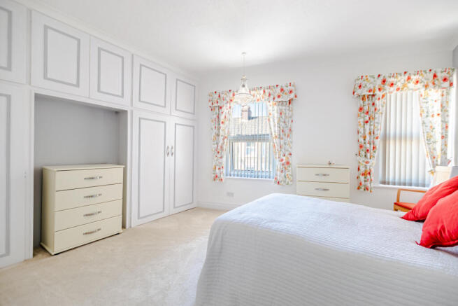 3 bed Semi-Detached for sale Image 12