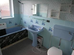 BATHROOM: