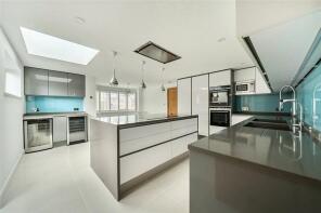 175, Sidney Road, Walton-on-thames KT12 3SB