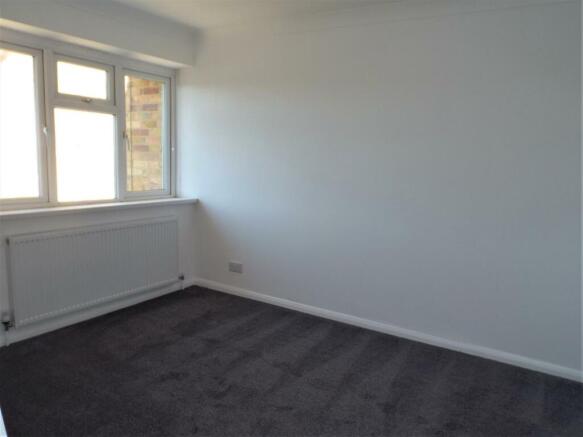 Bedroom 1.jpg