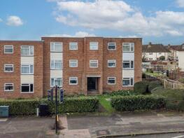 19, Stratton Court, Worplesdon Road, Guildford GU2 9SE