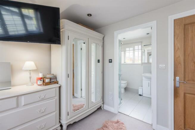 Church View Bedroom 1-2.jpg