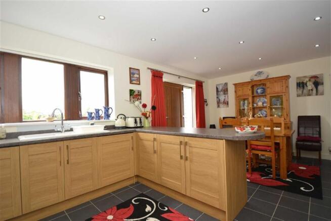 Dining kitchen