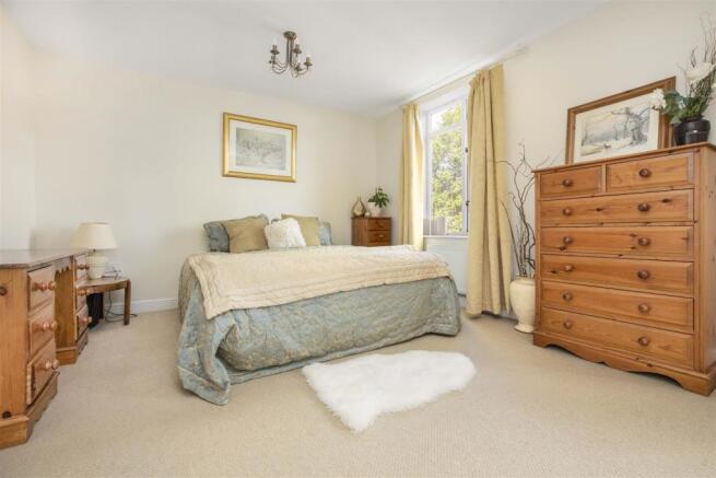 7 Bedroom 1.jpg