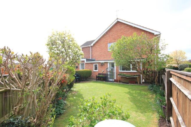 08 Garden