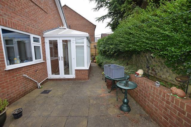 3 bed Detached to rent Image 8