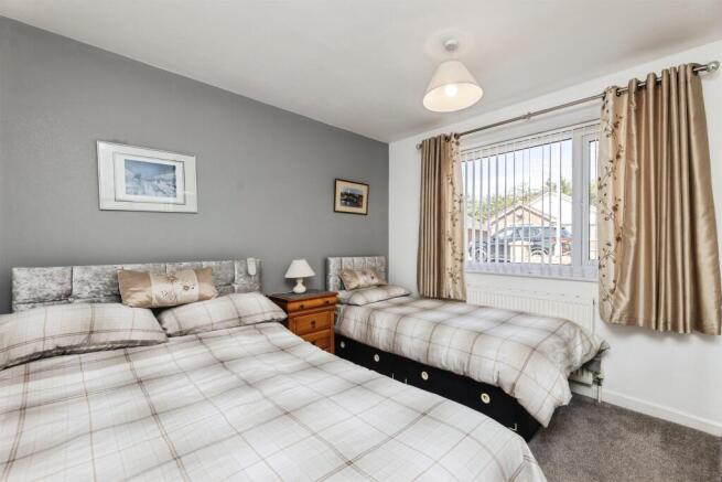 2 bed Detached Bungalow for sale Image 11