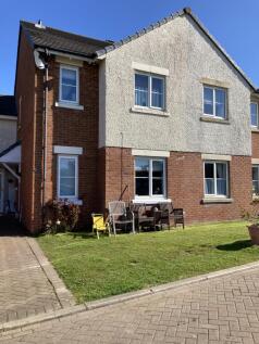 Redruth Drive, Carnforth, LA5