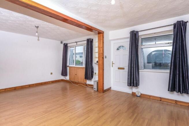 Sitting/ Dining Room