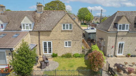 Coronation Road, Tetbury
