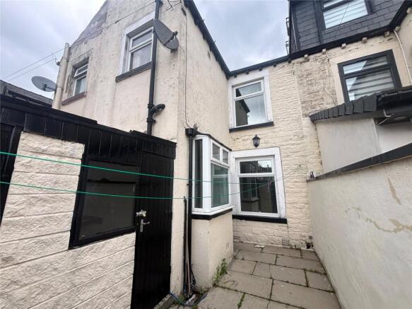 3 bed Terraced for sale Image 8