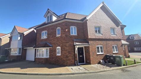 Woodacres Way, Hailsham