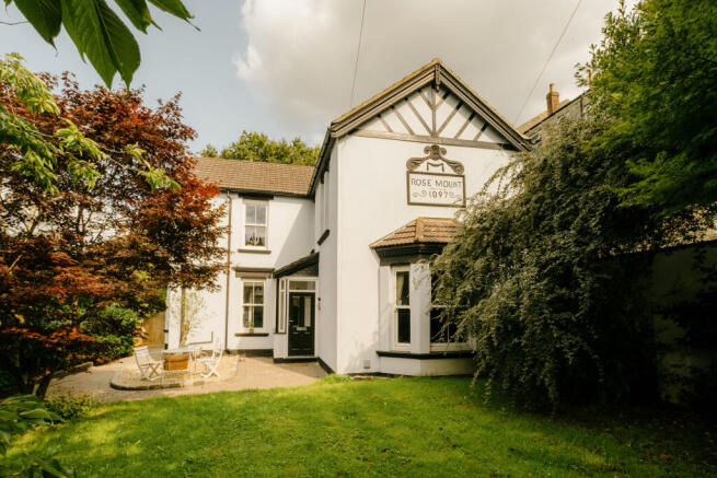 Croft-Hastings-HughendenRoad-Exterior-5