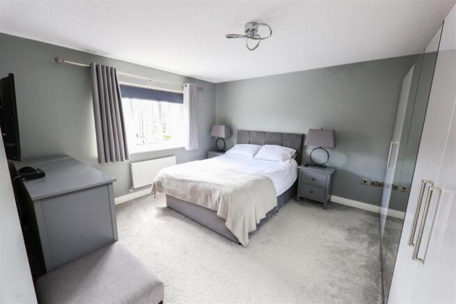 BEDROOM 1 FRONT