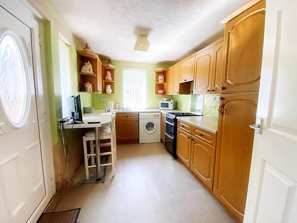 Curzon Road West, Wallsend photo 4