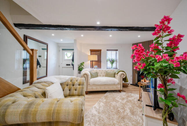 1319078-10-686670...