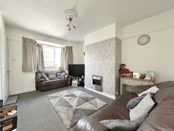 Roselea Drive, Southport photo 4