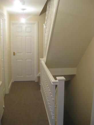 LANDING/STAIRS SHOT