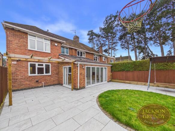 Oaklands Drive