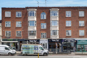 Flat 9, Frognal Court, Finchley Road, London NW3 5HL