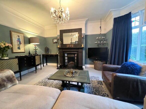 Lounge 1