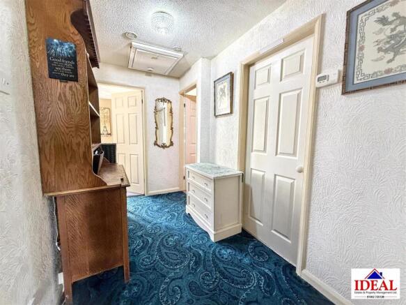 2 bed Detached Bungalow for sale Image 9