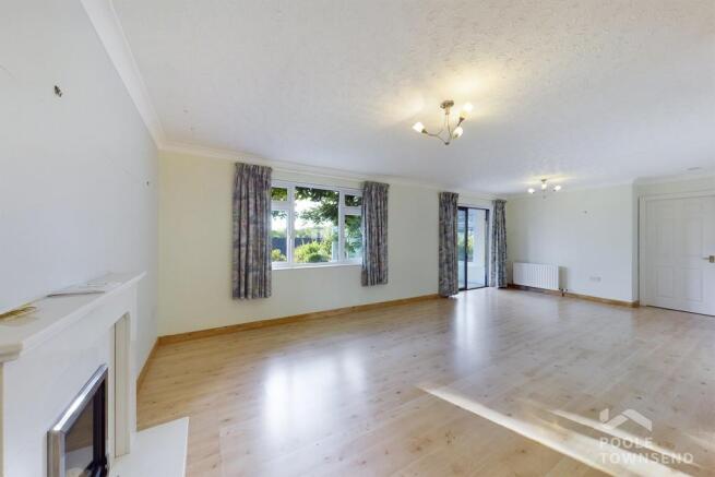 Open plan Lounge/...