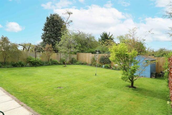 NEW Garden 2.jpg