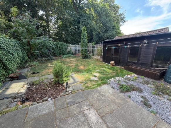 3 bed Semi-Detached for sale Image 2