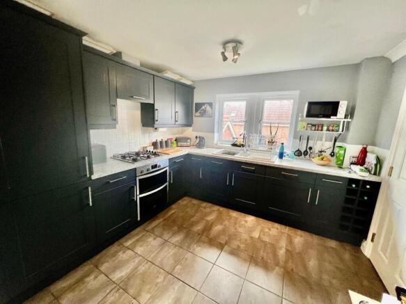 Kitchen/Dining room