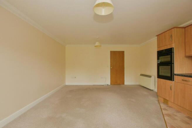 Hoxton Close, Ashford, TN23 photo 4