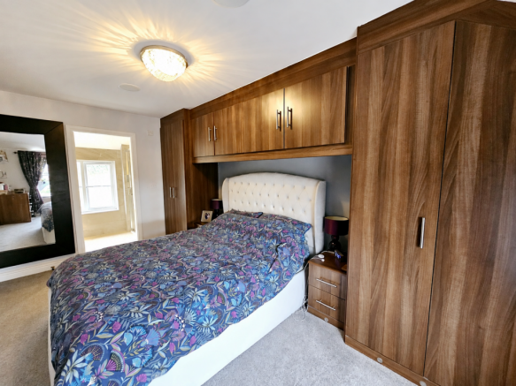 3 bed Detached for sale Image 10