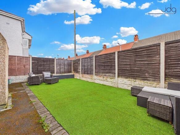 A private, sun-catching garden designed for easy outdoor living
