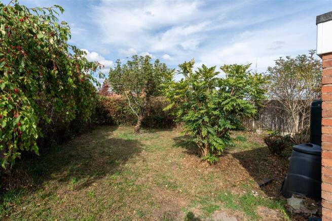 side garden land