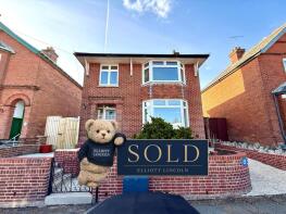 114a, Medina Avenue, Newport PO30 1HG