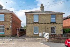 90, Arthur Street, Ryde PO33 3BU