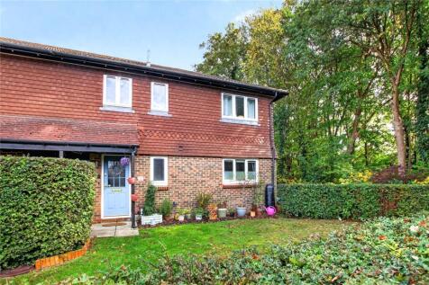 Othello Grove, Warfield, Bracknell, Berkshire, RG42