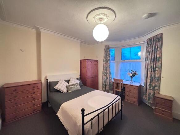 c9c79cee-f95f-473...