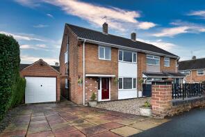 4, Launds Avenue, Nottingham NG16 6GA